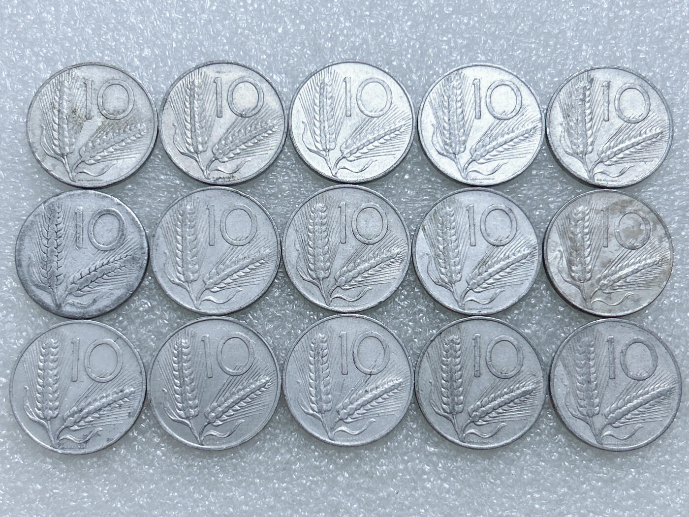 第一海外回流一元起拍收藏 散集专场  第306期 意大利10里拉铝币 15枚