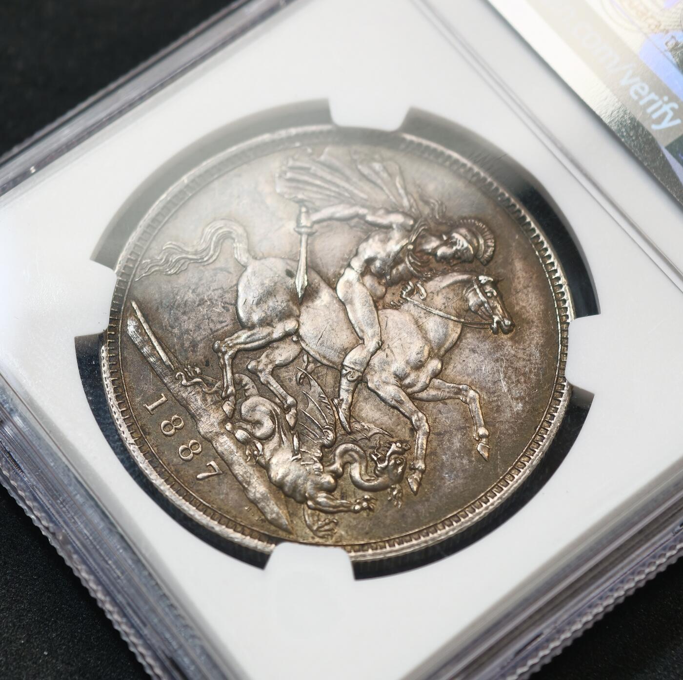 “方寸甄品”甄品场，甄臻铺-世界币章拍卖（第57期，直播拍卖），送拍享返佣金等优惠多多 NGC-MS63 1887年英国高冠马剑，包浆深邃，品相难得