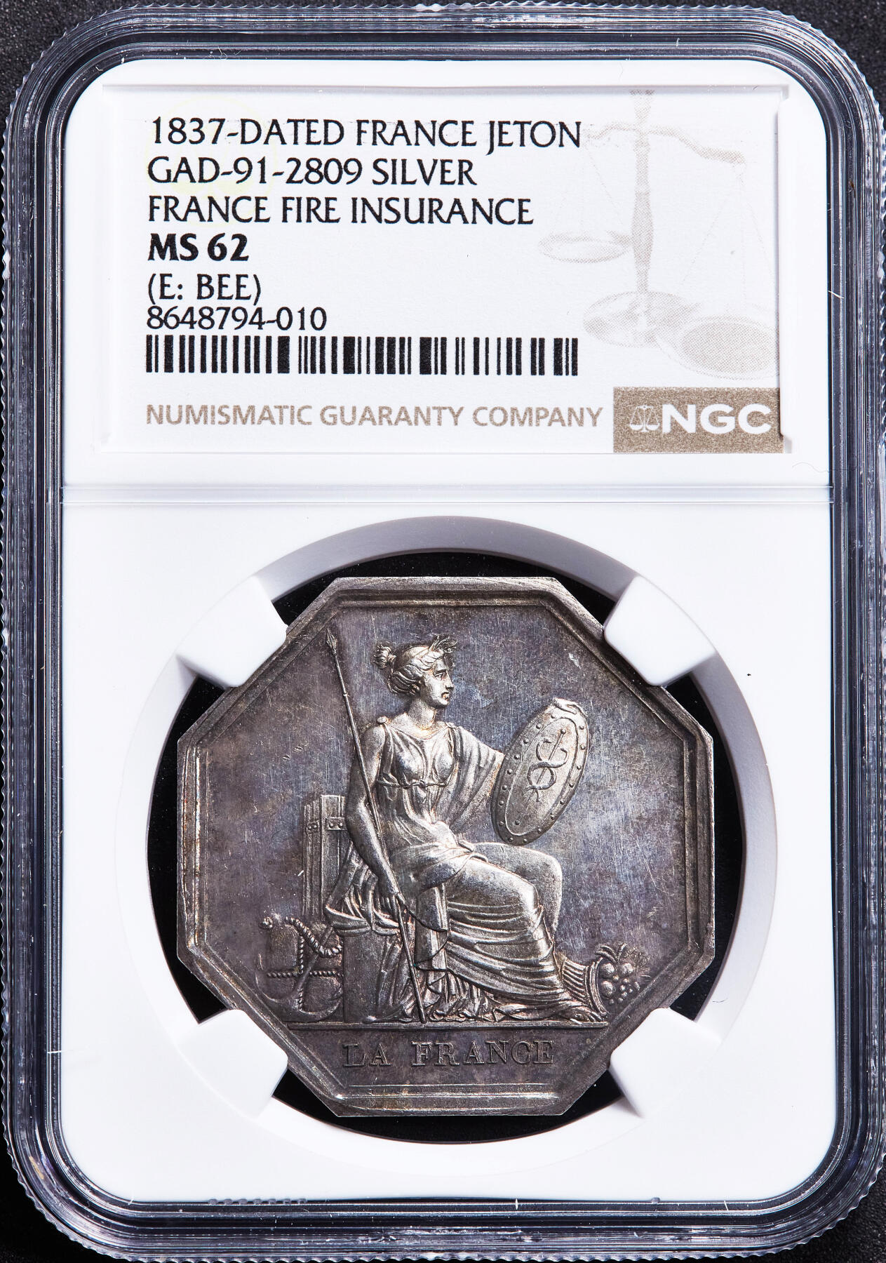【俄甄集藏】2026年(050)04-01星期三 晚 19:30 全场包邮 法国1837年巴黎火灾保险银质八角代用币章，NGC MS62，原味老包浆，蜜蜂铭，少见品种