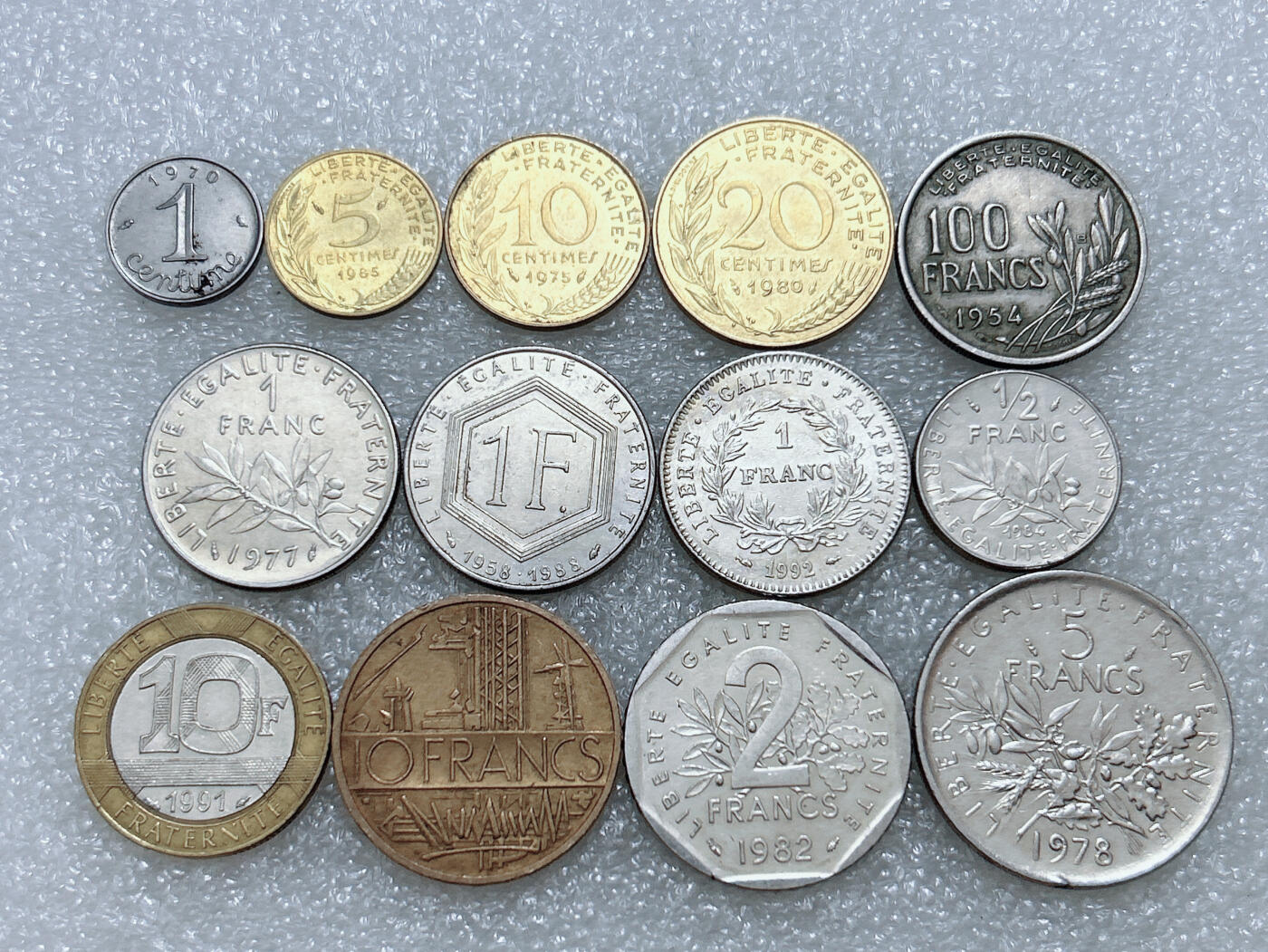 第一海外回流一元起拍收藏 散集专场  第306期 法国硬币 13枚