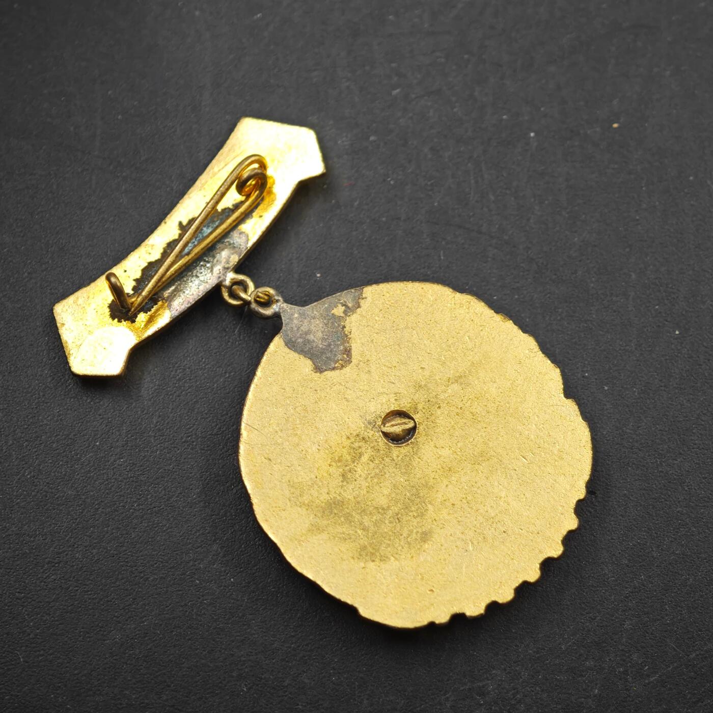 3月28日结束，精品成斌徽章钱币专场（明天继续更新）