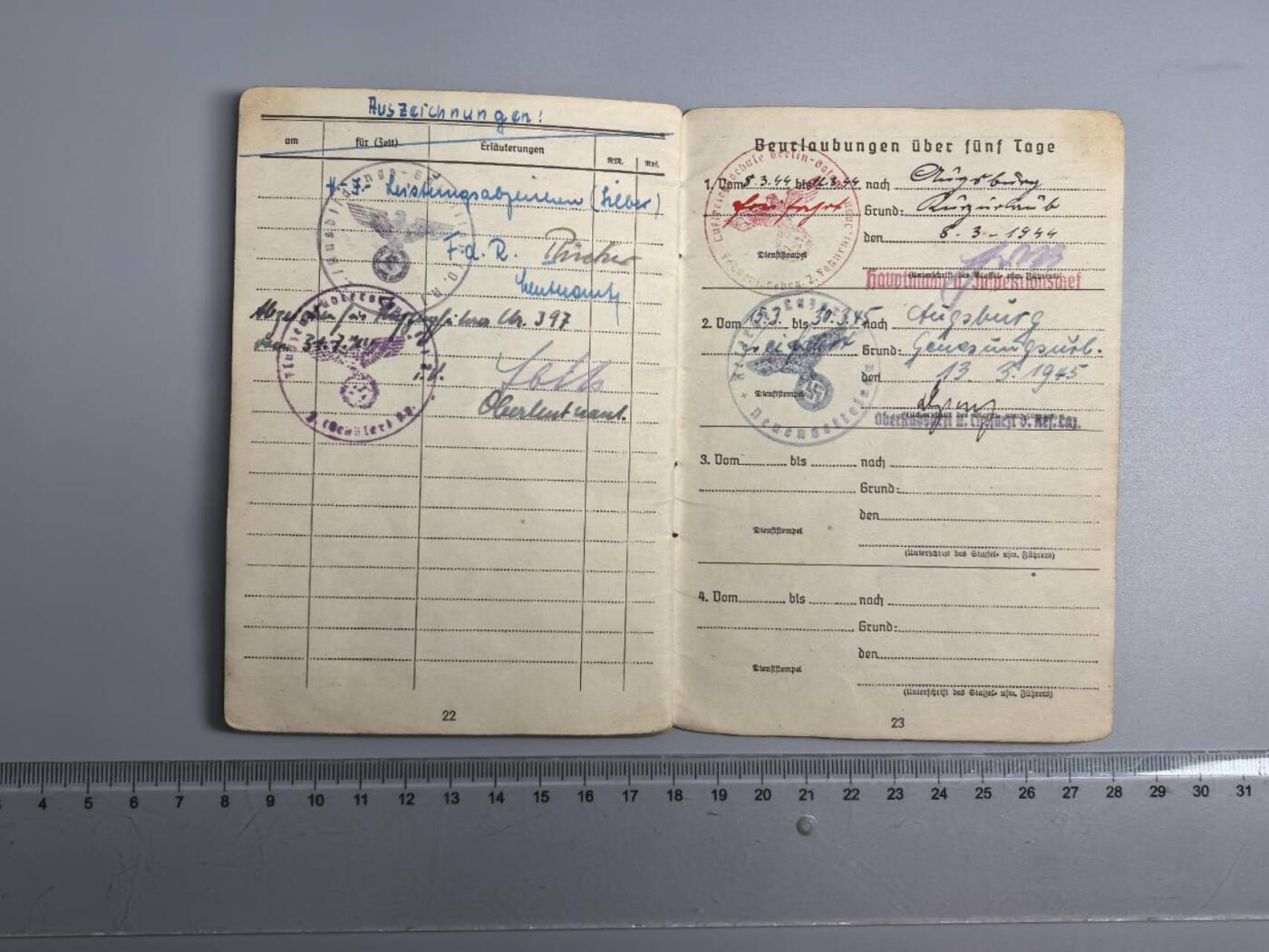 小驴勋章奖章收藏3月28日周六晚六点拍卖（珍爱和平，收藏战争，铭记历史，勿忘国耻，忠党爱国。有偿代拍，送拍规则在简介最后，参拍须阅读规则后再参拍，关系到运费包装发货时效真假辨别等关键信息，拍卖时不再发原图，看大图店主微信码在拍卖店铺介绍里） 赫尔曼戈林伞兵装甲师列兵士兵证，证书一组