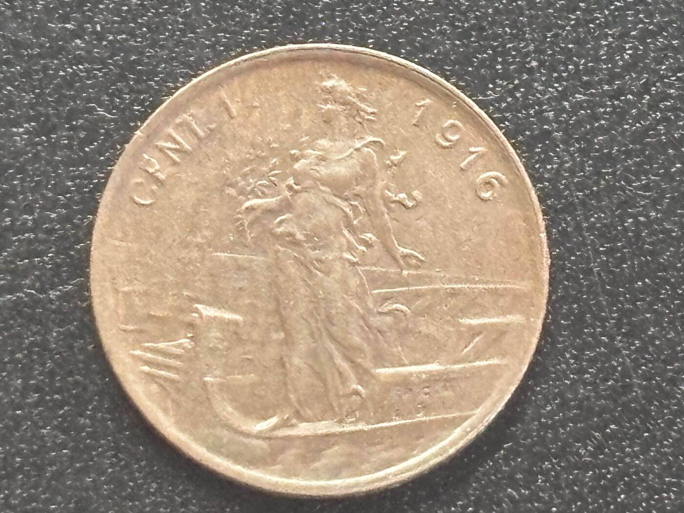 邮泉阁邮票限时拍卖第四十四场 （邮票在国外，请付邮费6元） 意大利维克托·伊曼纽尔三世国王1916年1分