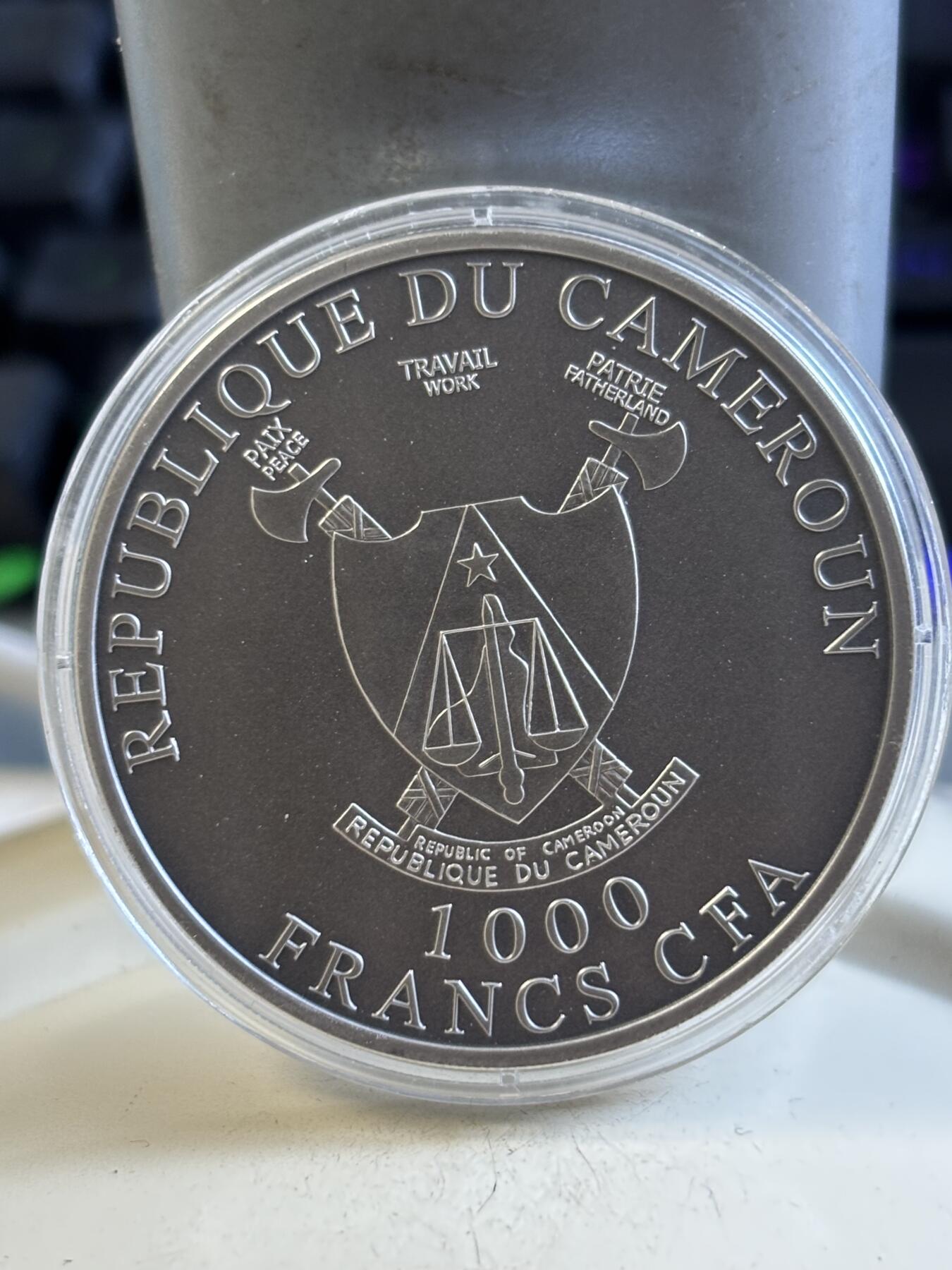 第195期拍卖 喀麦隆2019年动物骆驼1盎司仿古纪念银币，9999银，发行2000枚