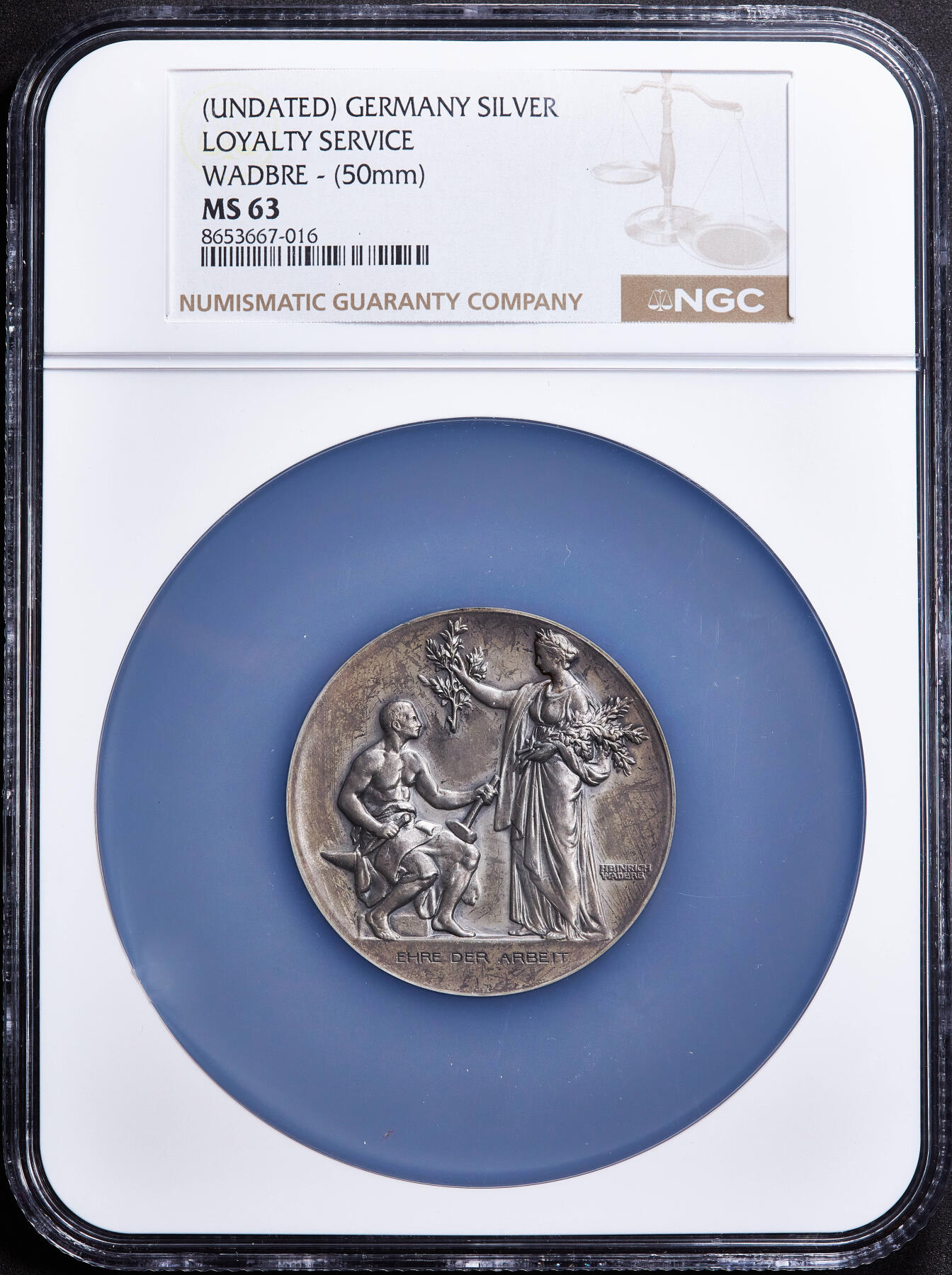 【俄甄集藏】2026年(050)04-01星期三 晚 19:30 全场包邮 德国巴伐利亚19世纪工业女神与蜂房造像工业家协会忠诚服务大银章，NGC MS63，雕刻家海因里希·瓦德雷作品，设计精美，原味老包浆，直径：50mm，少见品种