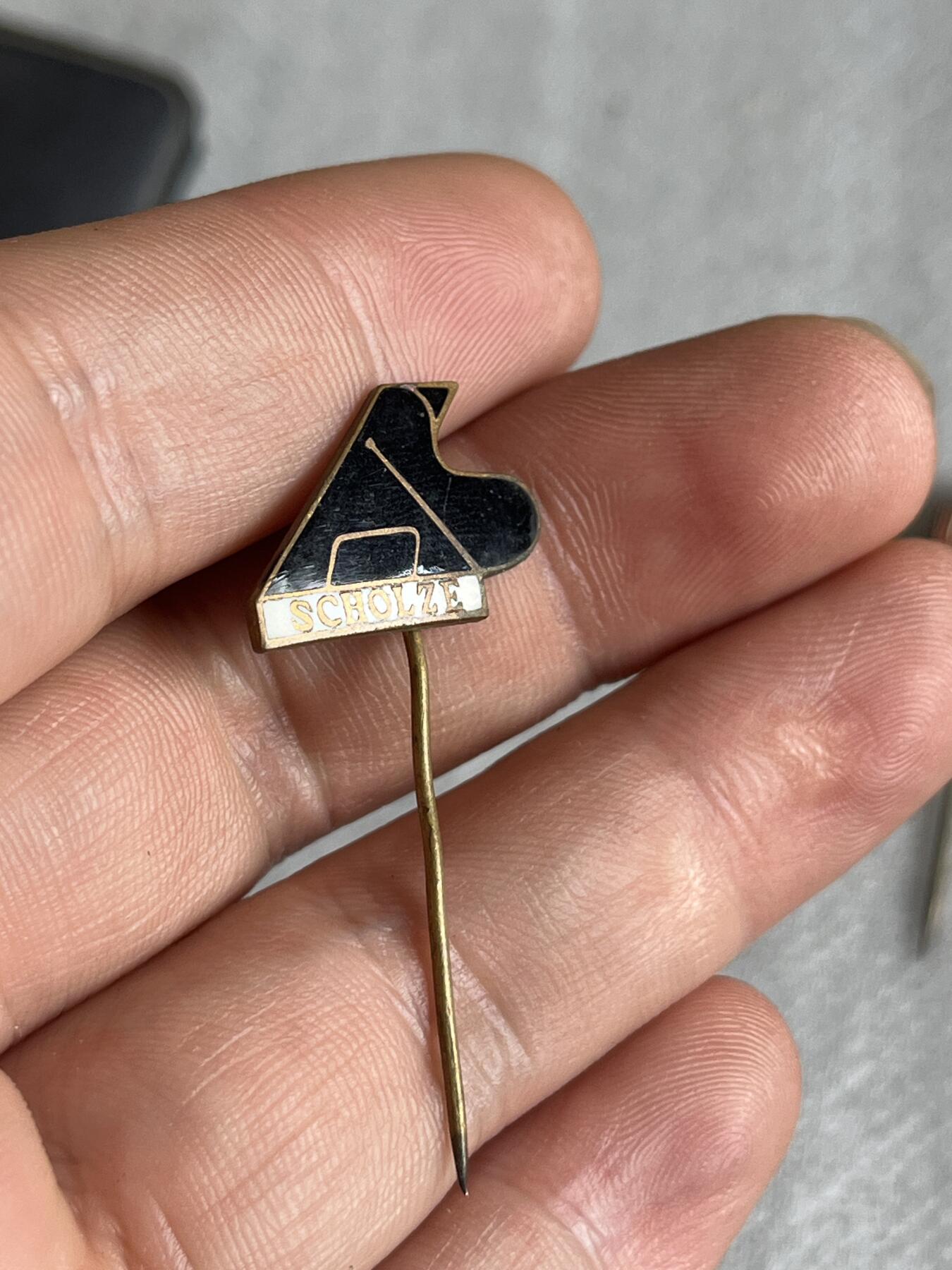 社会主义国家徽章小拍 五十年代德国/捷克老徽章珐琅