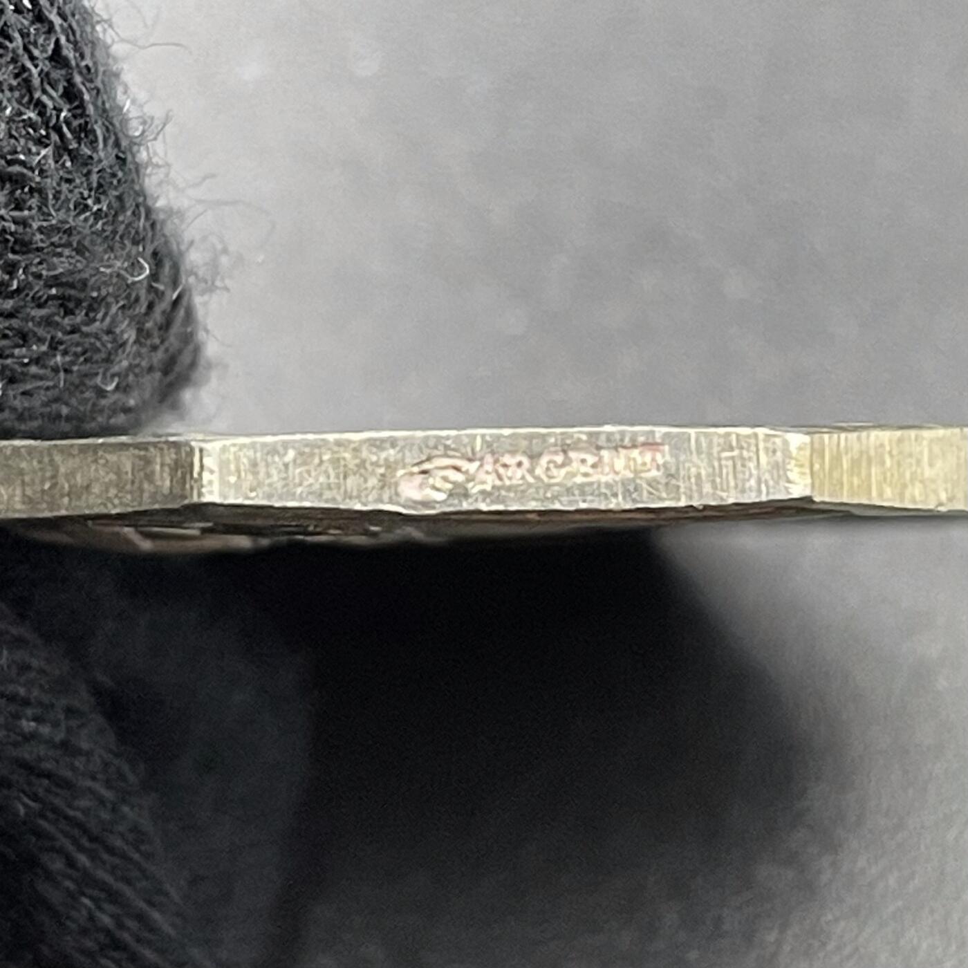 「木头集藏」“春启藏心”——章牌精品专场 1847年法国马赛商会中央金库八角银章，直径：30 mm，12.2 g，边铭：手指 ARGENT （1845-1860），少见八角。正面刻画商业之神赫尔墨斯的坐姿像，他手持双蛇杖（商业与贸易的象征），身旁有船锚、商船、盾牌（马赛市徽十字盾）与货箱，呼应马赛作为地中海商业港口的身份