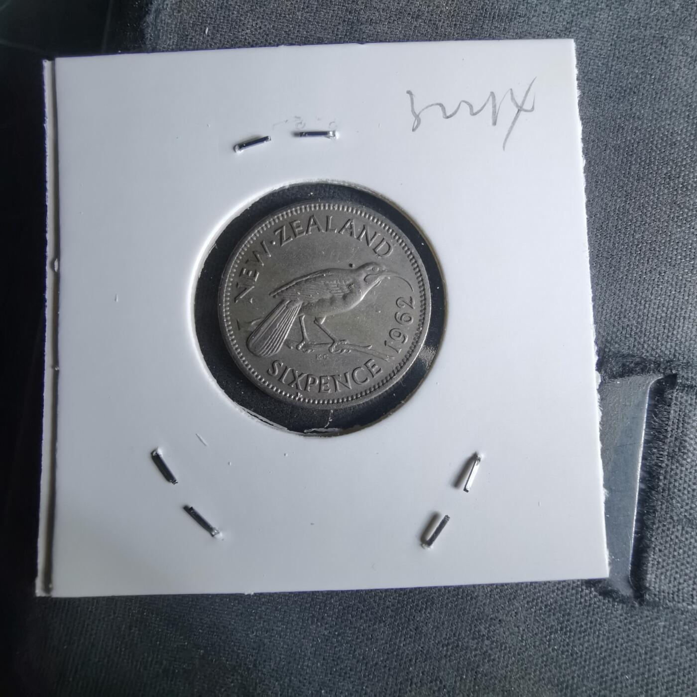 沼泽如烟--第1032场 新西兰1962年6便士