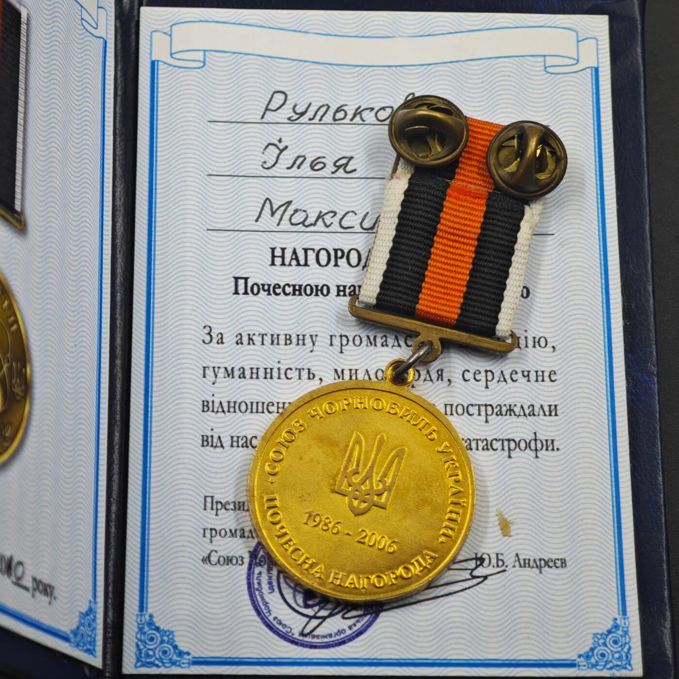 3月28日结束，精品成斌徽章钱币专场（明天继续更新）