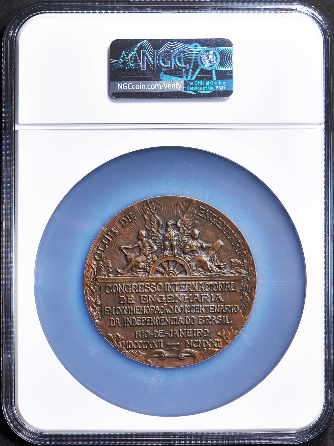 【俄甄集藏】2026年(050)04-01星期三 晚 19:30 全场包邮 巴西1922年纪念独立100周年系列-里约热内卢国际工程学博览会大铜章，NGC MS63，巧克力包浆，设计精美，直径：63mm，重98克，稀少品种