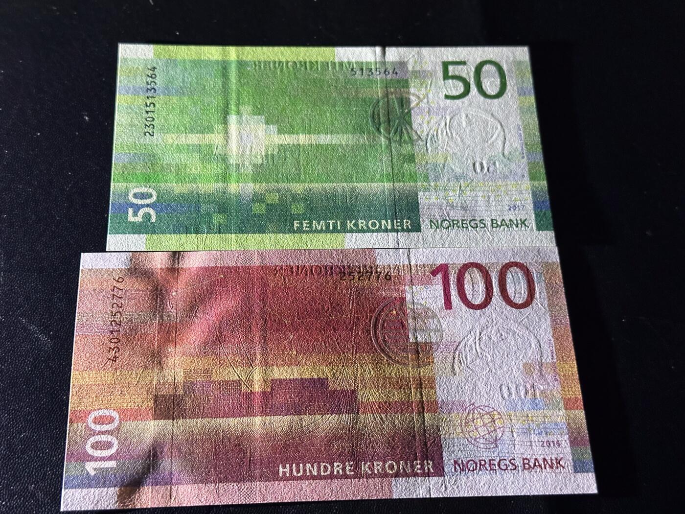 《外钞收藏家》第六百二十一期（精选场）（长期征集拍品、欢迎藏友们联系合作） 2016、17年挪威50、100克朗 2张一起 全新UNC