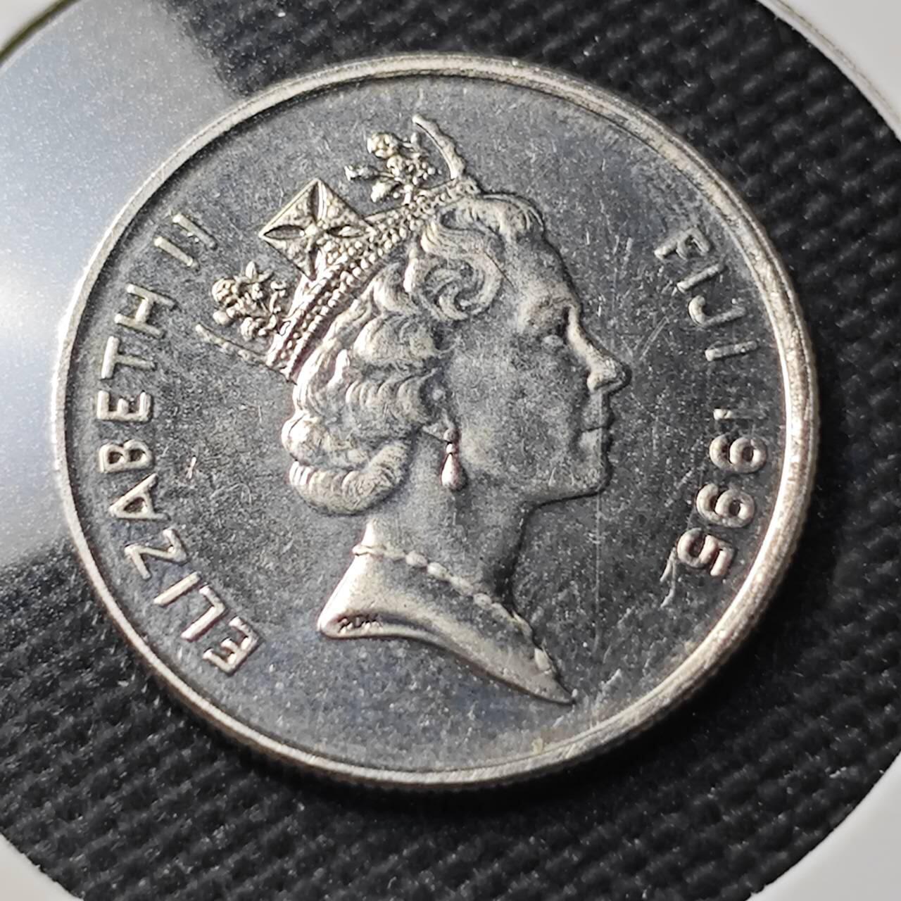 KK钱币收藏小铺  第407期 2月预留时间 周末发货  1995斐济5分 纪念币