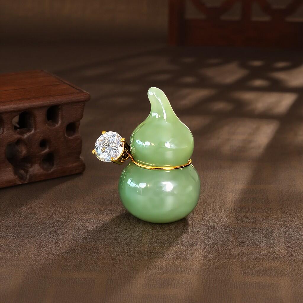 碧月说宝 君子怀瑾·当代和田玉清风专场(五) 18K且末蓝葫芦吊坠