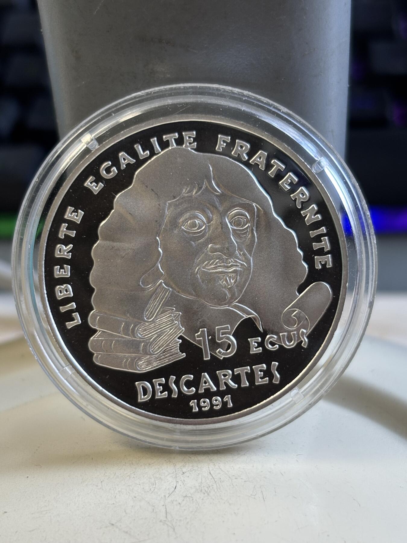 第195期拍卖 法国1991年人物笛卡尔纪念银币，900银,22.2克，币有瑕疵