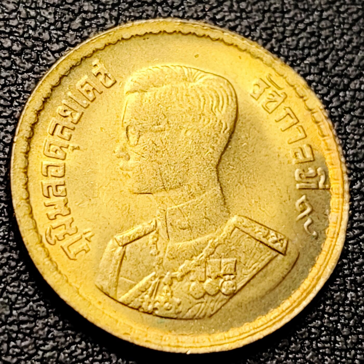 泉币菌-第216场-拍品多 请提前出价 。