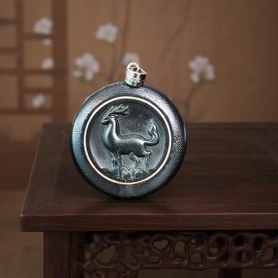 碧月说宝 君子怀瑾·当代和田玉清风专场(六) - 和田玉银镶鹿牌