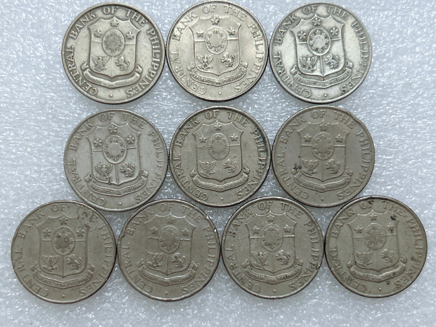 第一海外回流一元起拍收藏 散集专场  第306期 菲律宾60年代火山打铁女神25分硬币 10枚