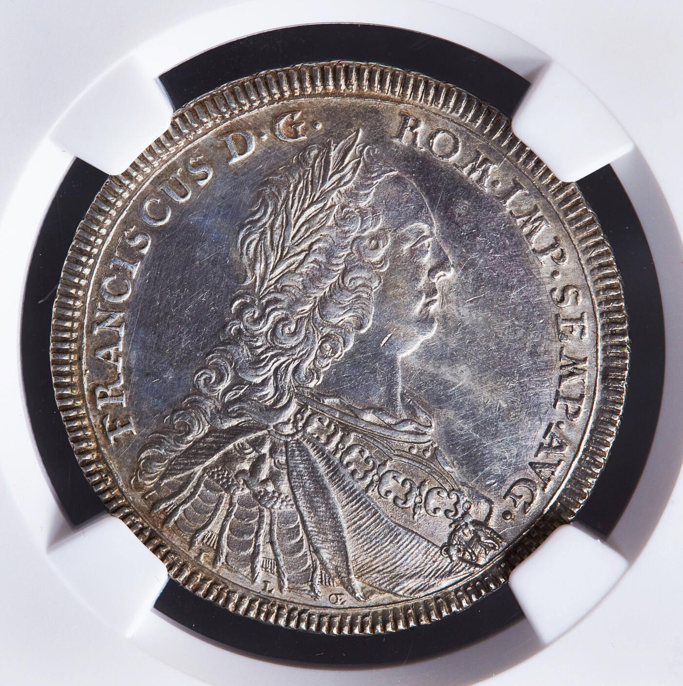 【俄甄集藏】2026年(050)04-01星期三 晚 19:30 全场包邮 神圣罗马帝国-德国雷根斯堡1754年弗朗茨一世头像ICB版城市景观1/2泰勒银币，NGC UNCD，黄油彩包浆，原光品相，细节犀利，稀少品种