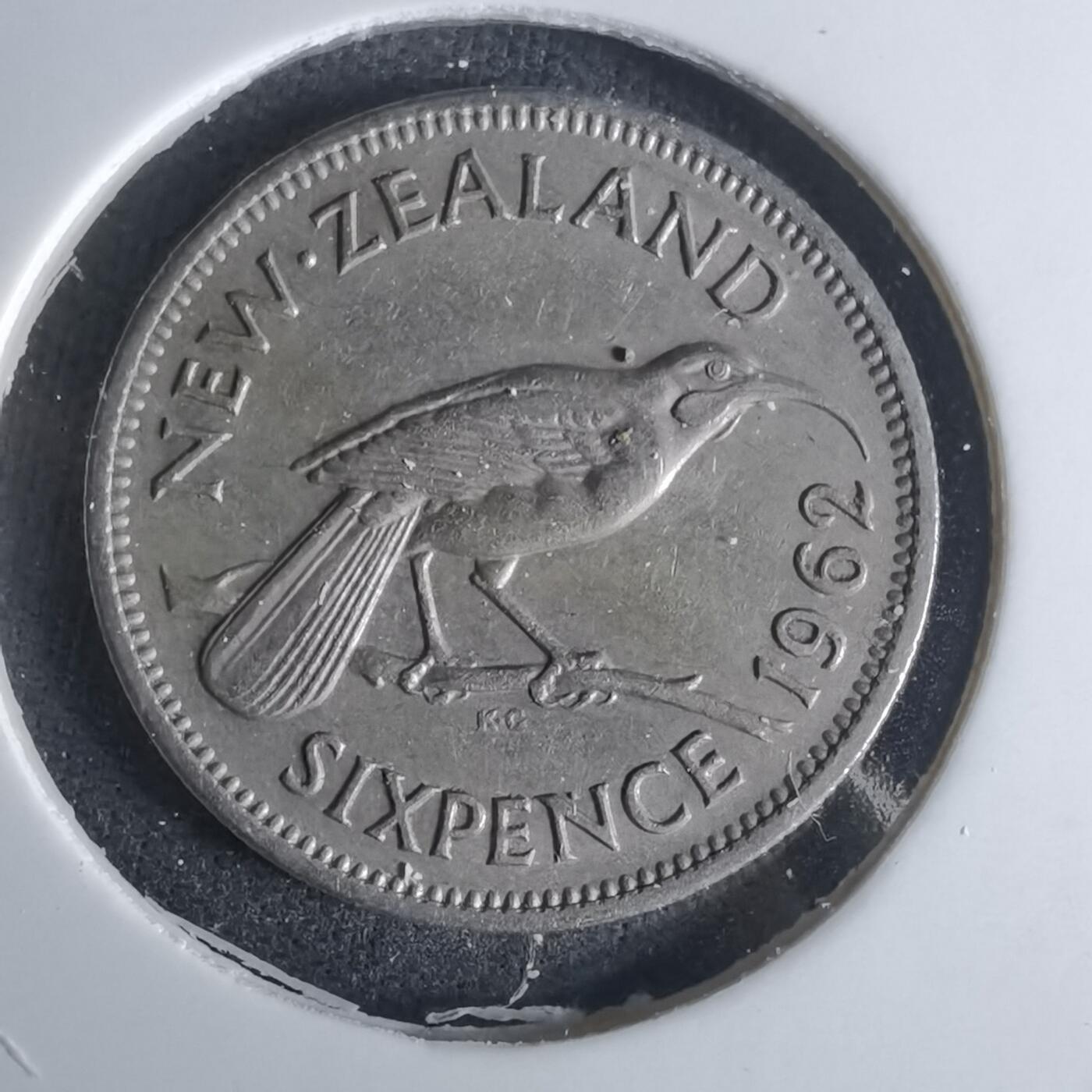 沼泽如烟--第1032场 新西兰1962年6便士