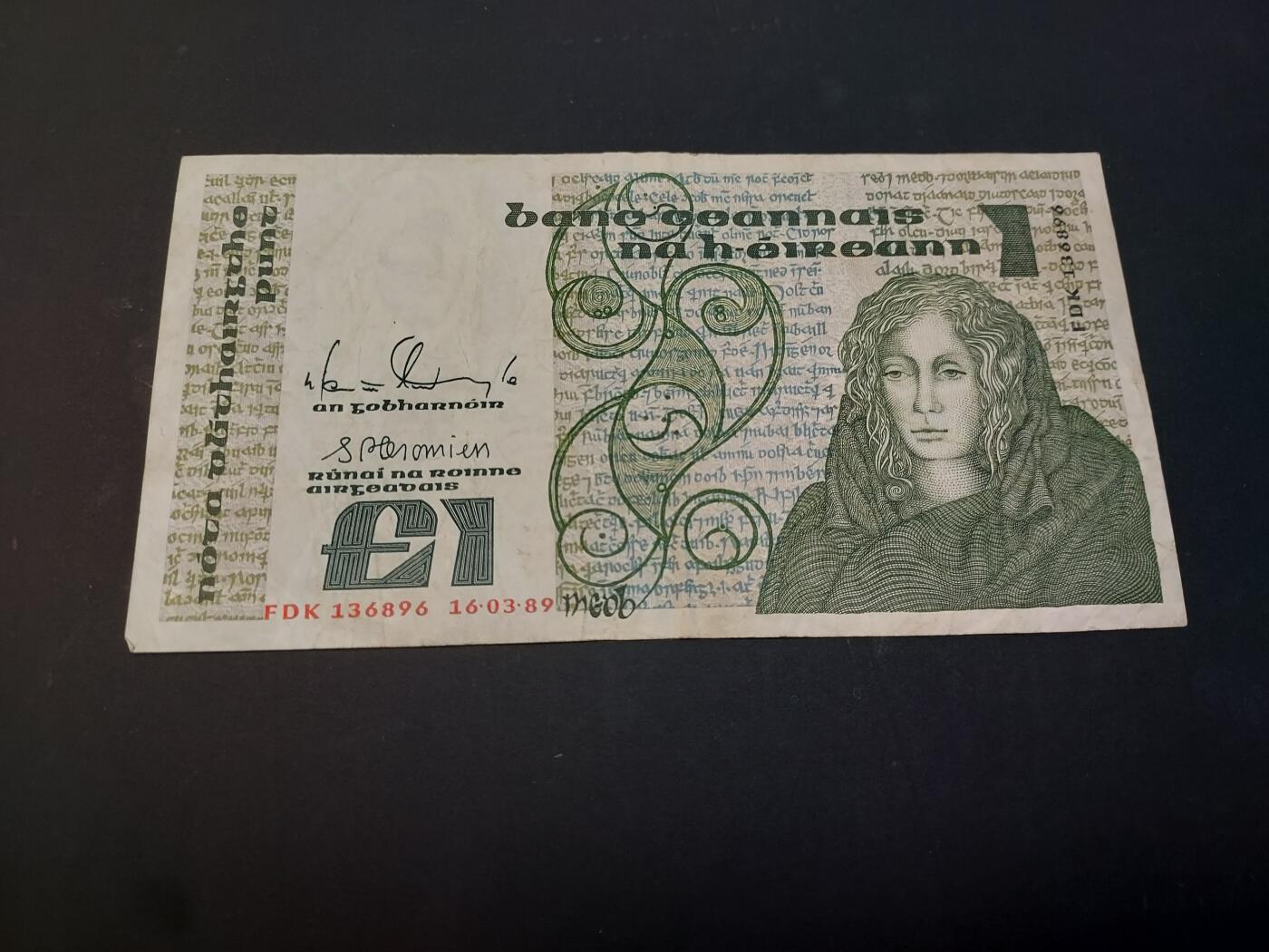 博彦收藏    4月1日 8点 钱币专场 爱尔兰 旧版1镑 流通品