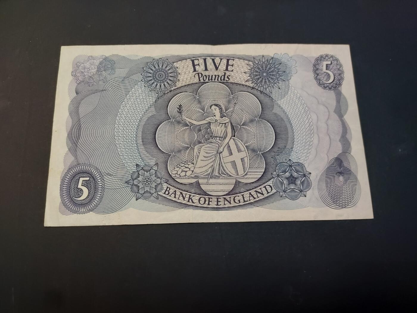 博彦收藏    4月1日 8点 钱币专场 英国女皇旧版5镑 流通好品