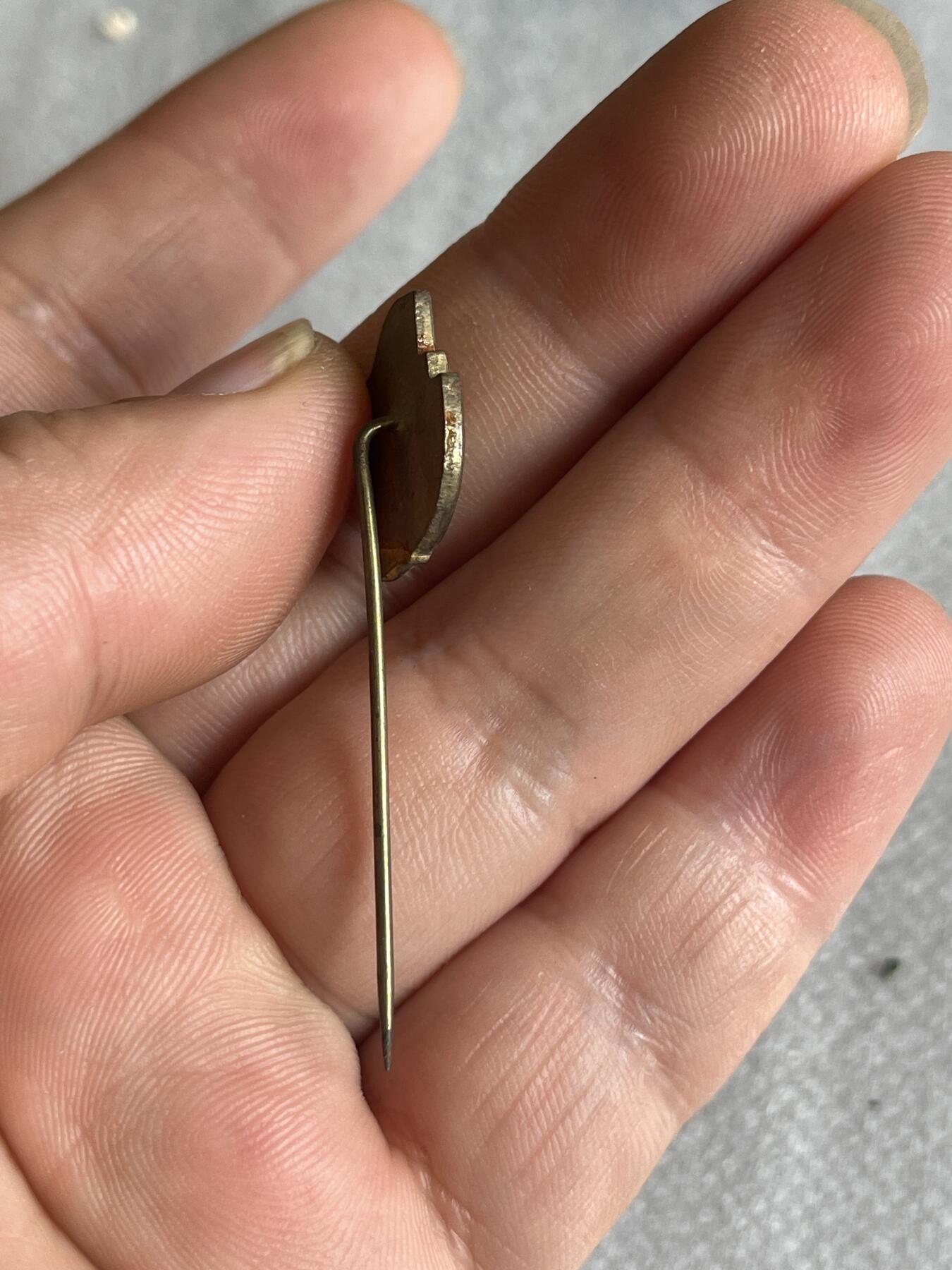 社会主义国家徽章小拍 五十年代捷克斯洛伐克共产党纪念章