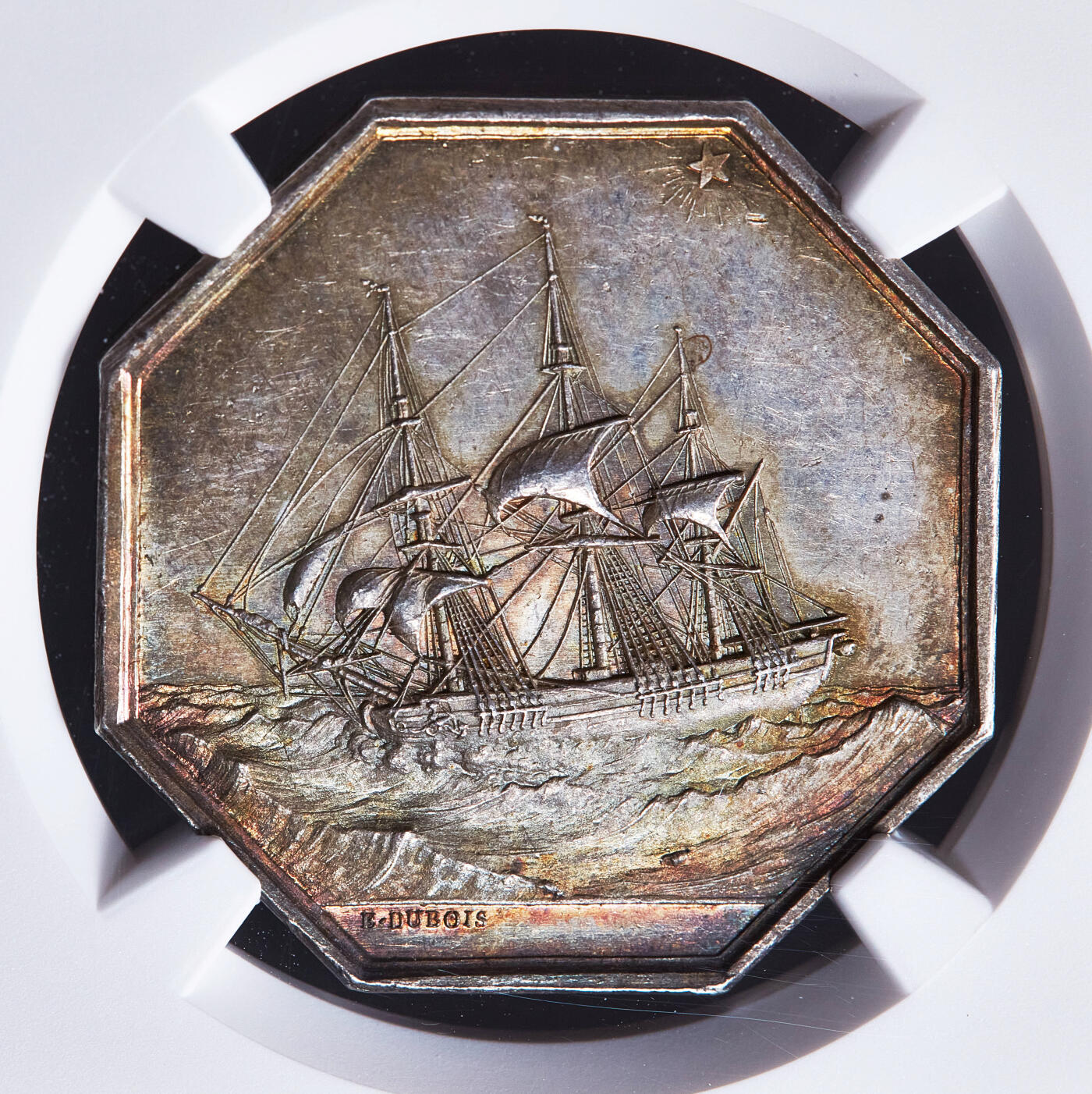 【俄甄集藏】2026年(050)04-01星期三 晚 19:30 全场包邮 法国1843年波尔多海上保险业银质八角代用币章，NGC MS62，黄油彩包浆，设计精美，手指铭