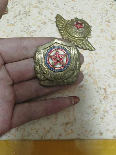 老帽徽 - 老帽徽