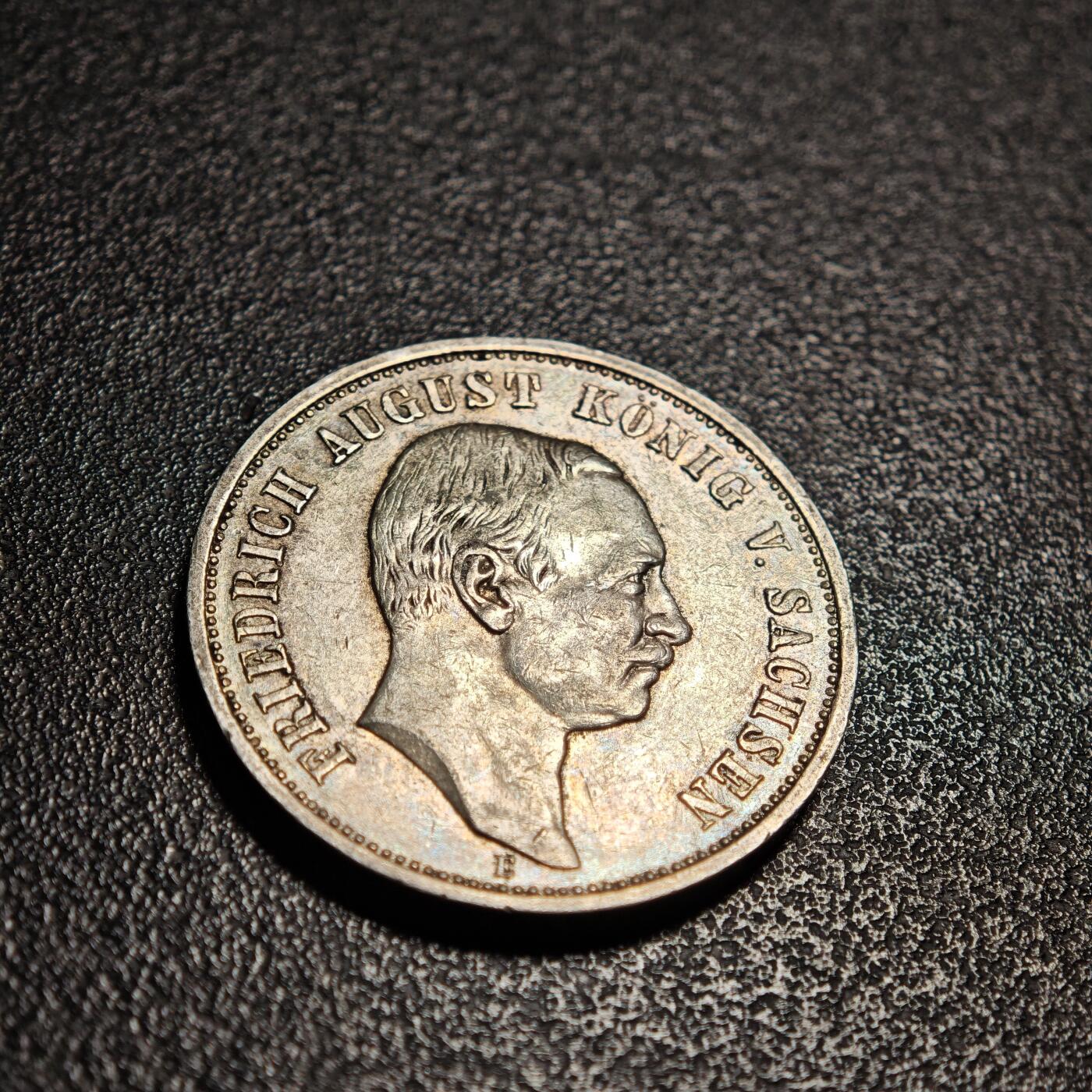 【德藏】世界币章拍卖第169期（拍品征集中~欢迎藏友联系） 1909年 德国萨克森弗里德里希3马克银币 直径约：32.9mm；重约：16.7g 淡彩包浆