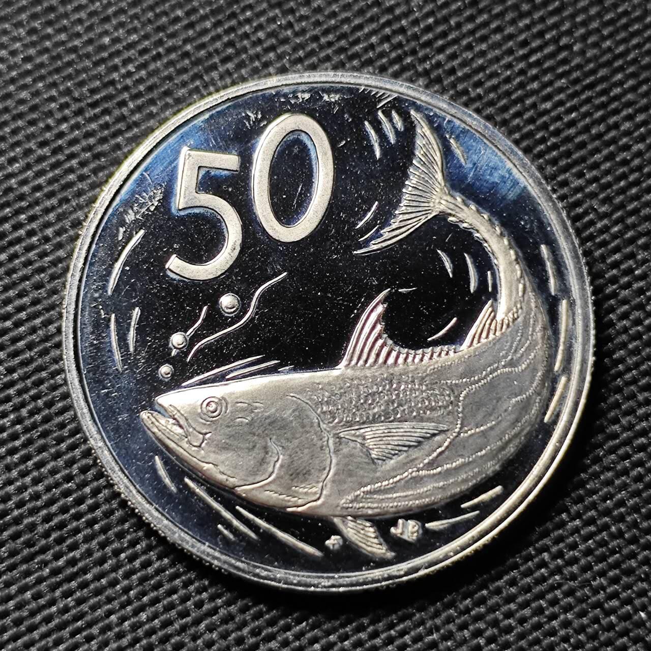 KK钱币收藏小铺  第408期 2月预留时间 周末发货   1976库克50分 精制币