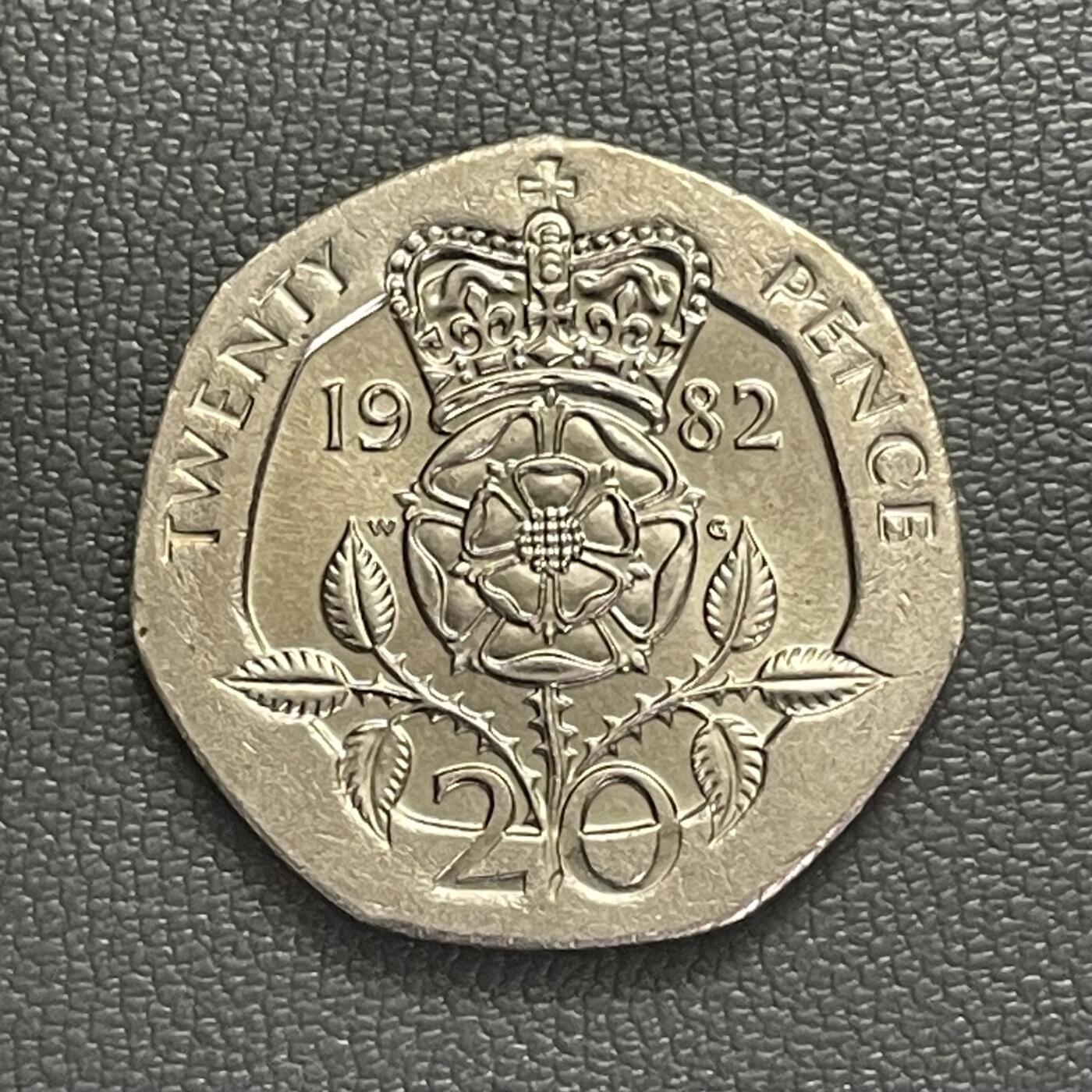 回流0328 全新 英国1982年20便士 伊丽莎白女王/都铎玫瑰、圣爱德华王冠
