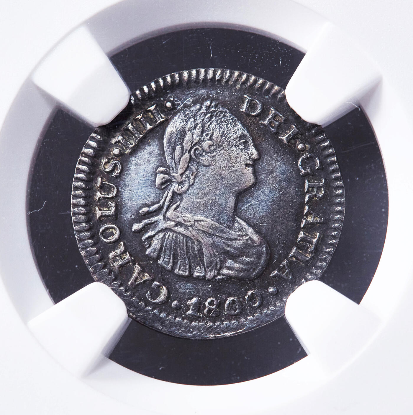 【俄甄集藏】2026年(050)04-01星期三 晚 19:30 全场包邮 西属墨西哥1800年卡洛斯四世Mo FM版1/2里亚尔双柱银币，NGC XF45，酱彩包浆，细节犀利，状态尚佳