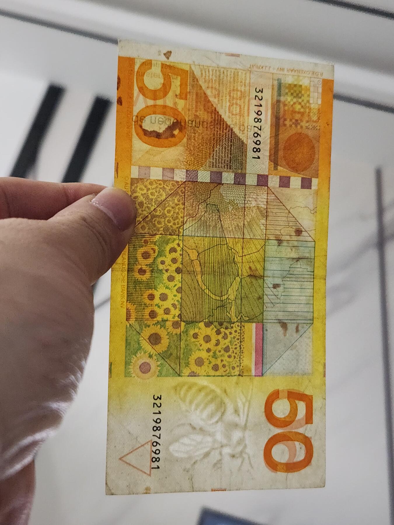 3月27号晚上8点 外国纸币自动截拍第46场 荷兰50美品