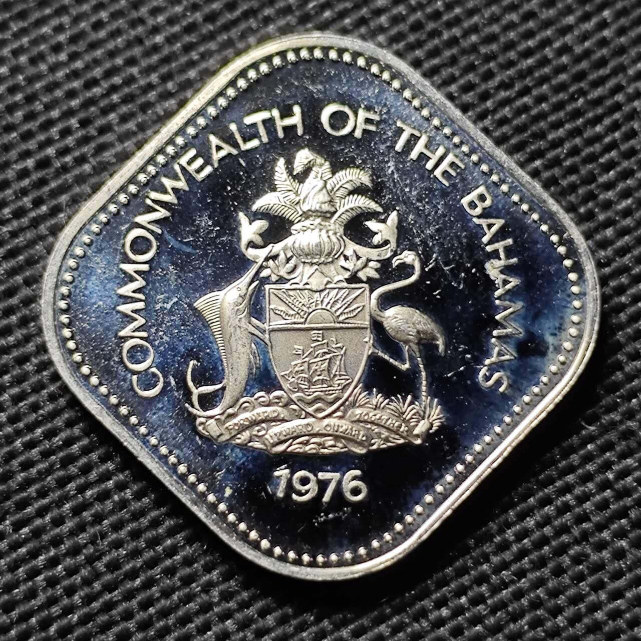 KK钱币收藏小铺  第408期 2月预留时间 周末发货   1976巴哈马15分 精制币