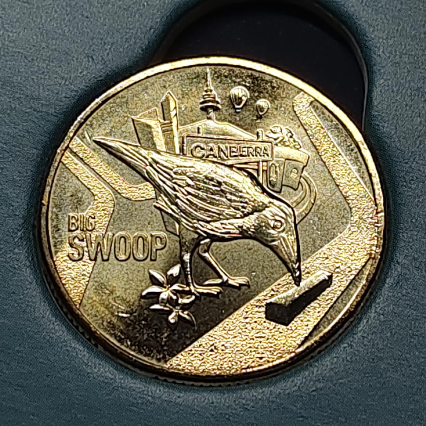 【全场包邮】纯粹捡漏拍515场 澳大利亚2023年1元超大地标系列堪培拉大俯冲喜鹊官方卡装纪念币