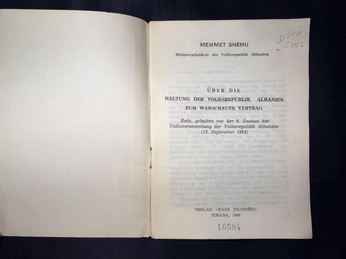 云宸嘉赏-勋臻文献佳藏优品精选场次（低佣 转发佣金红包） 《论阿尔巴尼亚人民共和国对华沙条约的立场》作者：Mehmet Shehu（穆罕默德・谢胡 阿尔巴尼亚劳动党领导人） 原属外参资料   属于冷战时期社会主义阵营内部关系的关键史料，记录了中苏分裂背景下阿尔巴尼亚与苏联关系的彻底破裂