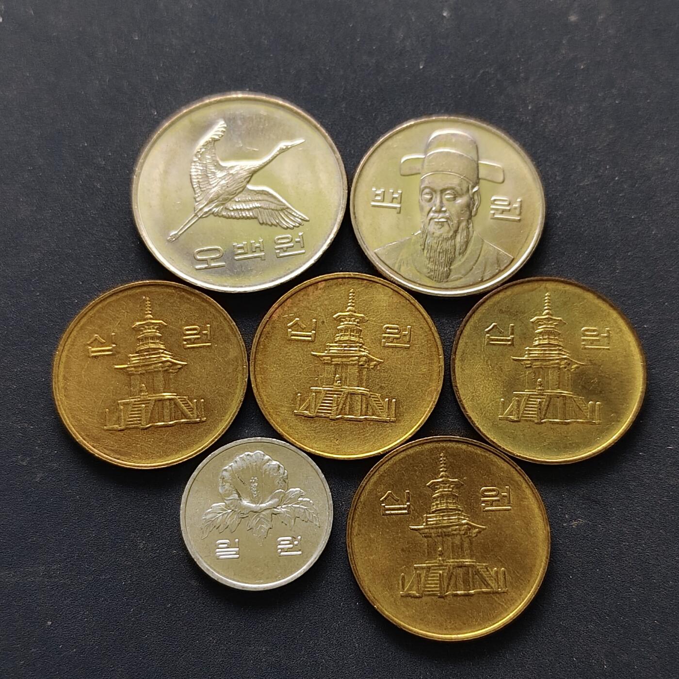 【全场包邮】纯粹捡漏拍514场 韩国1990-2004年7枚套币