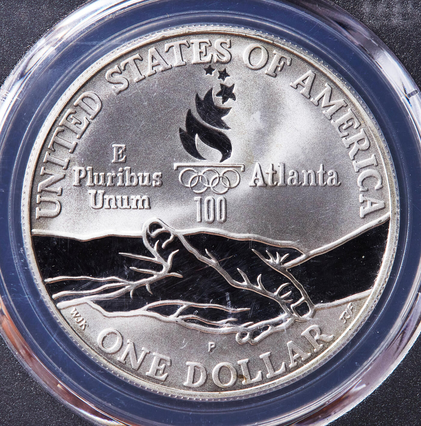 【俄甄集藏】2026年(050)04-01星期三 晚 19:30 全场包邮 美国1995年纪念96亚特兰大奥运会暨奥运百年1元精制大银币，PCGS PR69DC，特殊标签，重26.73克，900银