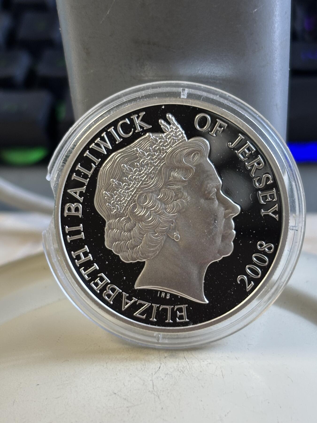 第195期拍卖 泽西2008年皇家空军的历史纪念银币，925银，28.28克，塑料盒有破