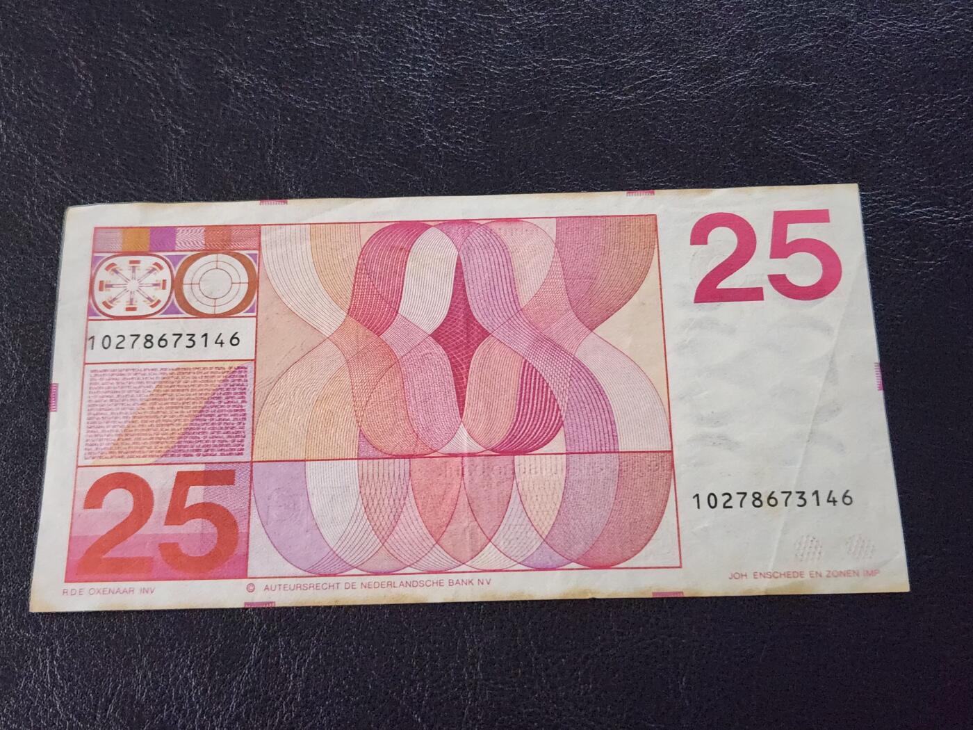 3月27号晚上8点 外国纸币自动截拍第46场 荷兰25美品有黄