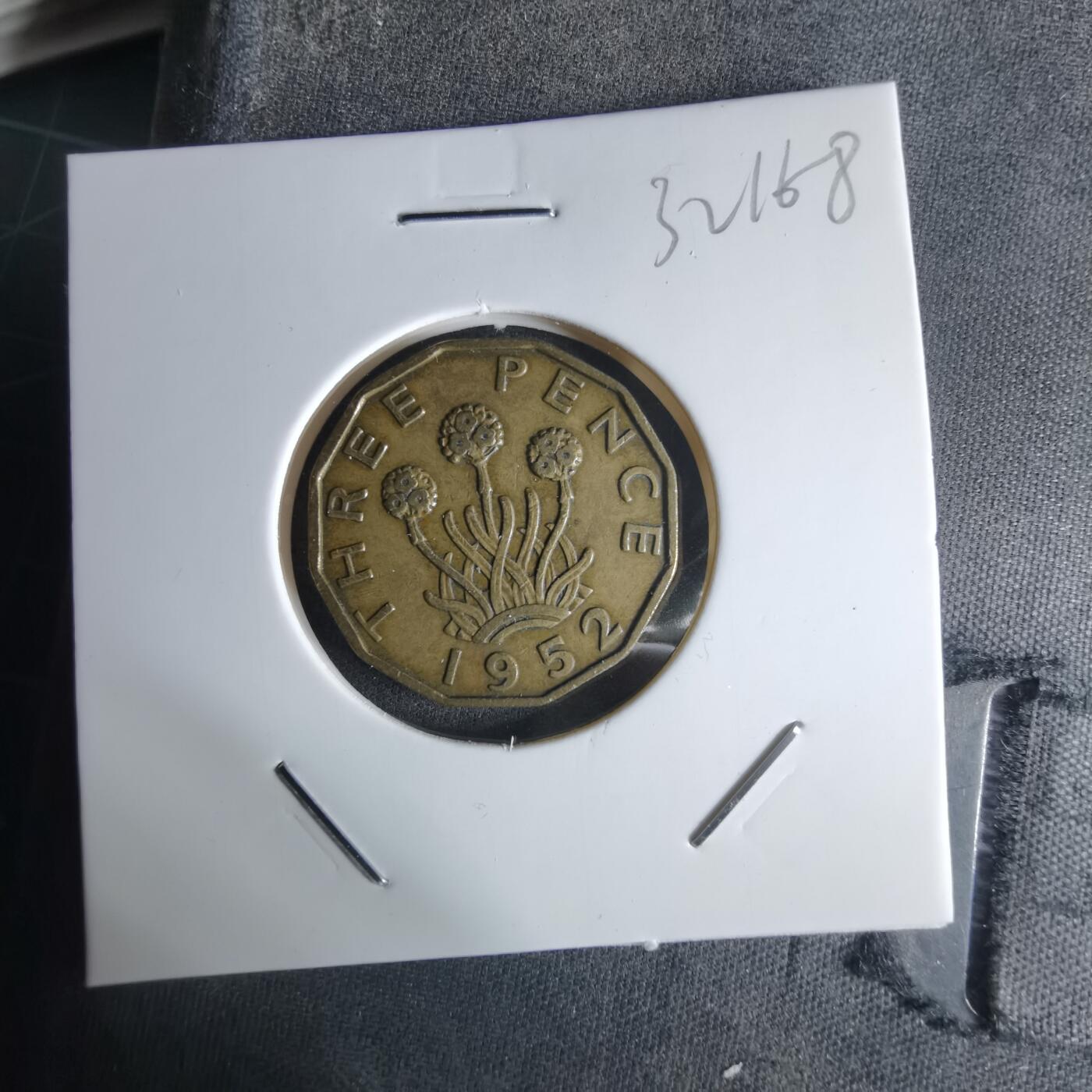 沼泽如烟--第1032场 英国1952年3便士