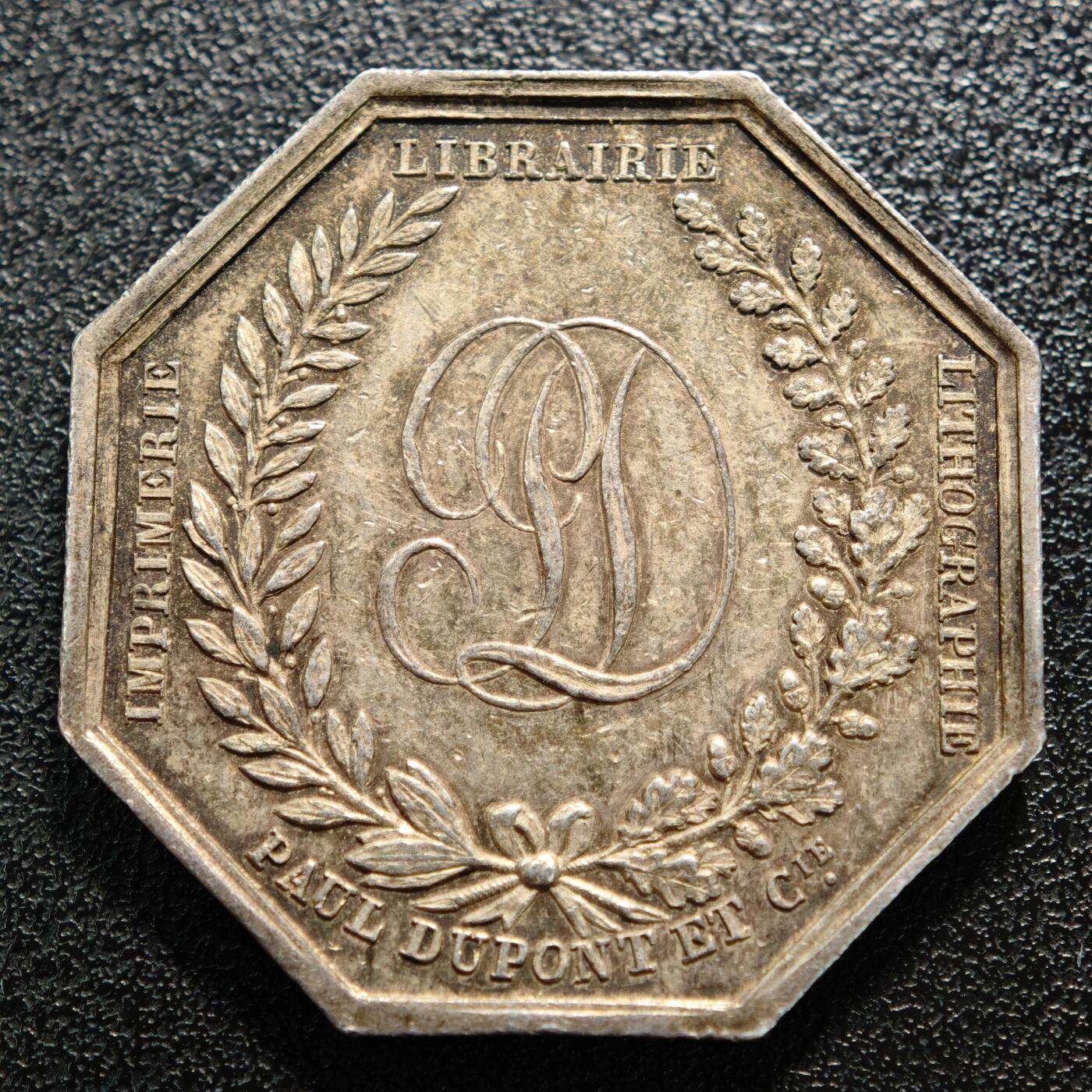 【德藏】世界币章拍卖第169期（拍品征集中~欢迎藏友联系） 18**年 法国印刷出版业八角代用币银章 高浮雕 丰饶角边铭 直径约：34.9mm；重约：19.2g 原味包浆