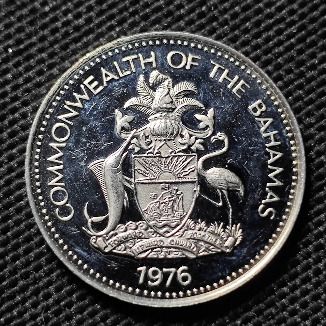 KK钱币收藏小铺  第408期 2月预留时间 周末发货  1976巴哈马5分 菠萝精制币