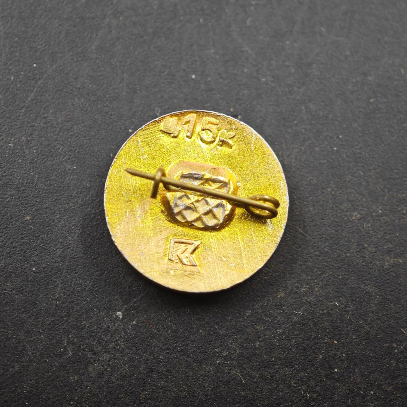 3月28日结束，精品成斌徽章钱币专场（明天继续更新） 苏联列宁证章