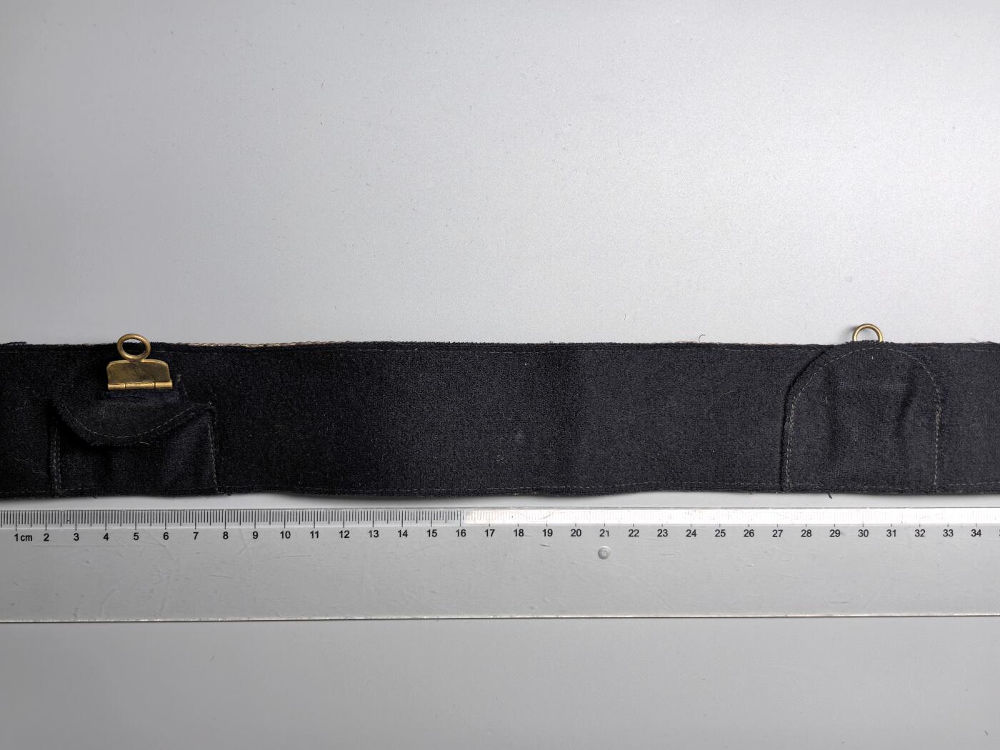 小驴勋章奖章收藏3月28日周六晚六点拍卖（珍爱和平，收藏战争，铭记历史，勿忘国耻，忠党爱国。有偿代拍，送拍规则在简介最后，参拍须阅读规则后再参拍，关系到运费包装发货时效真假辨别等关键信息，拍卖时不再发原图，看大图店主微信码在拍卖店铺介绍里） 帝德海军大礼服腰带