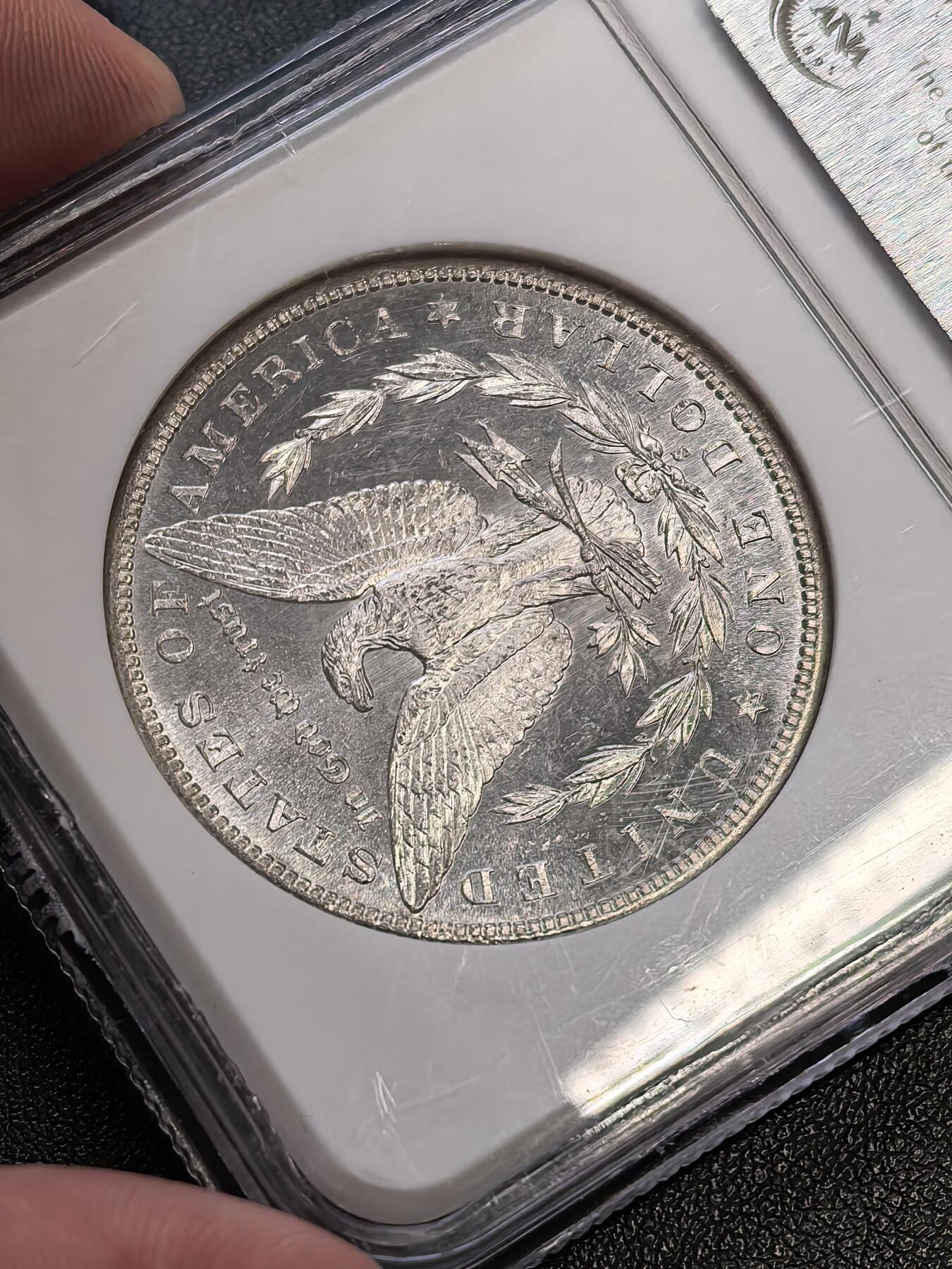 “方寸甄品”甄品场，甄臻铺-世界币章拍卖（第57期，直播拍卖），送拍享返佣金等优惠多多 NGC-MS65PL 美国1881年S版 摩根$1银币 镜面效果很好 币面凝霜 老盒品质保障