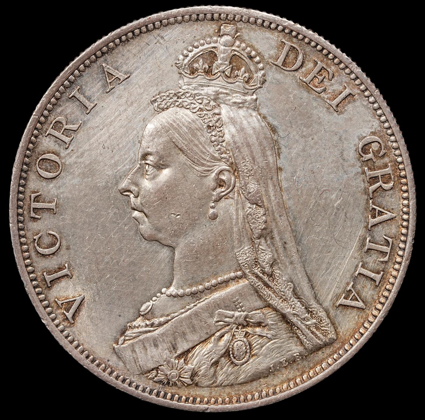 修遠堂世界钱币第109期 1887 年英国维多利亚双弗洛林银币，22.6g，925银，轻微老洗，UNC细节