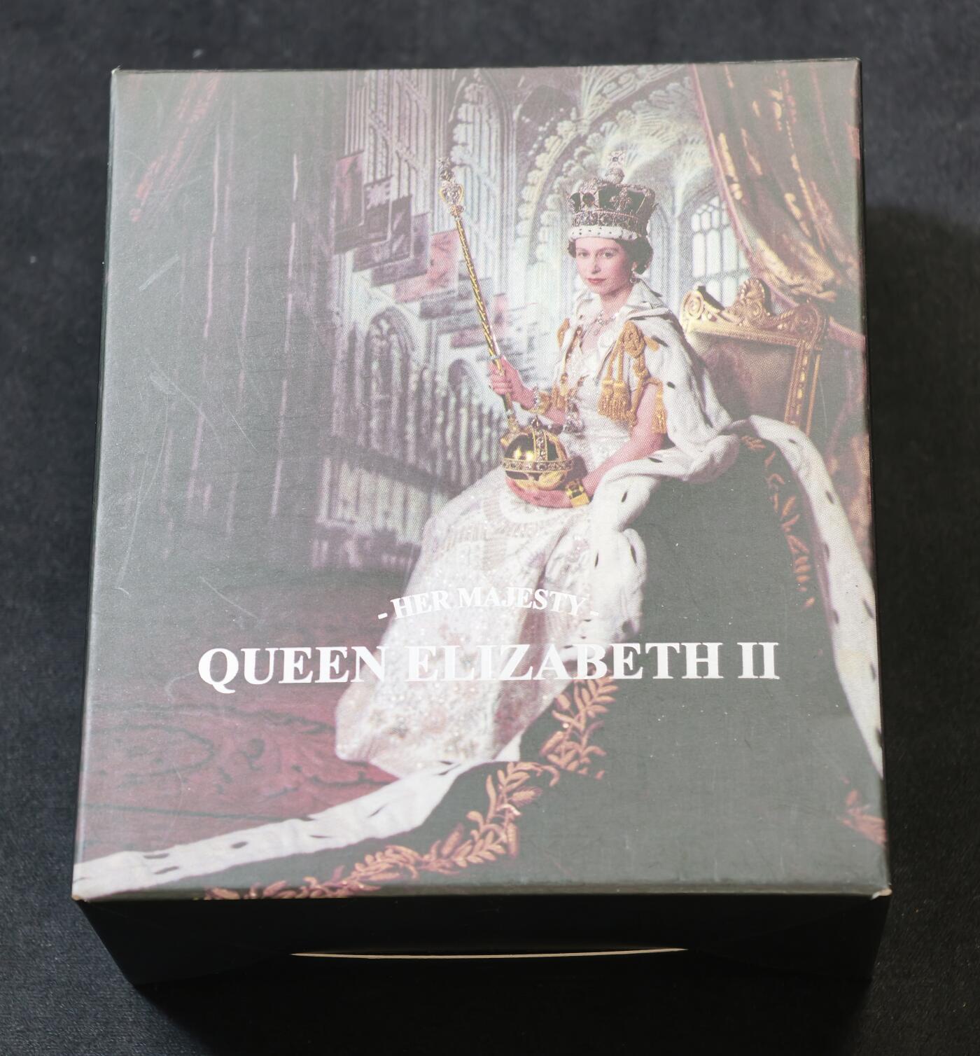 “方寸甄品”甄品场，甄臻铺-世界币章拍卖（第57期，直播拍卖），送拍享返佣金等优惠多多 2022年纽埃2盎司精制银币，纪念伊丽莎白二世逝世，背面高浮雕5个女王各时代头像，含银量999，盒证齐全