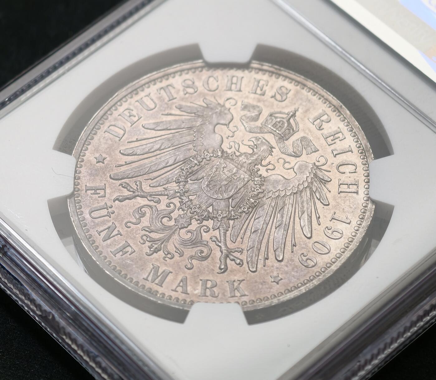 “方寸甄品”甄品场，甄臻铺-世界币章拍卖（第57期，直播拍卖），送拍享返佣金等优惠多多