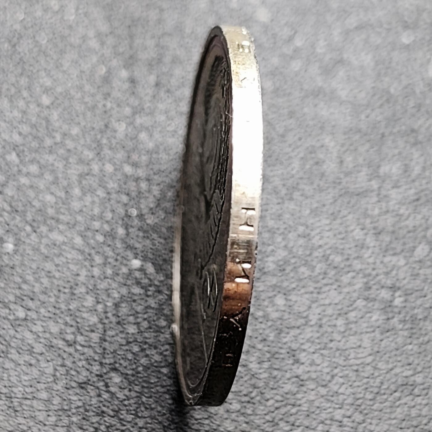 泉币菌-第216场-拍品多 请提前出价 彩光极美 1977年苏联1卢布铜镍币 80年22届莫斯科奥运会 会徽 31毫米12.8g